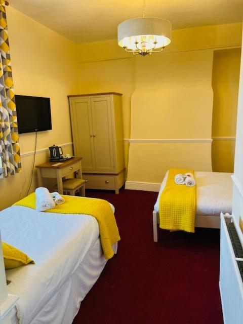 Crown Hotel Brackley Exterior foto
